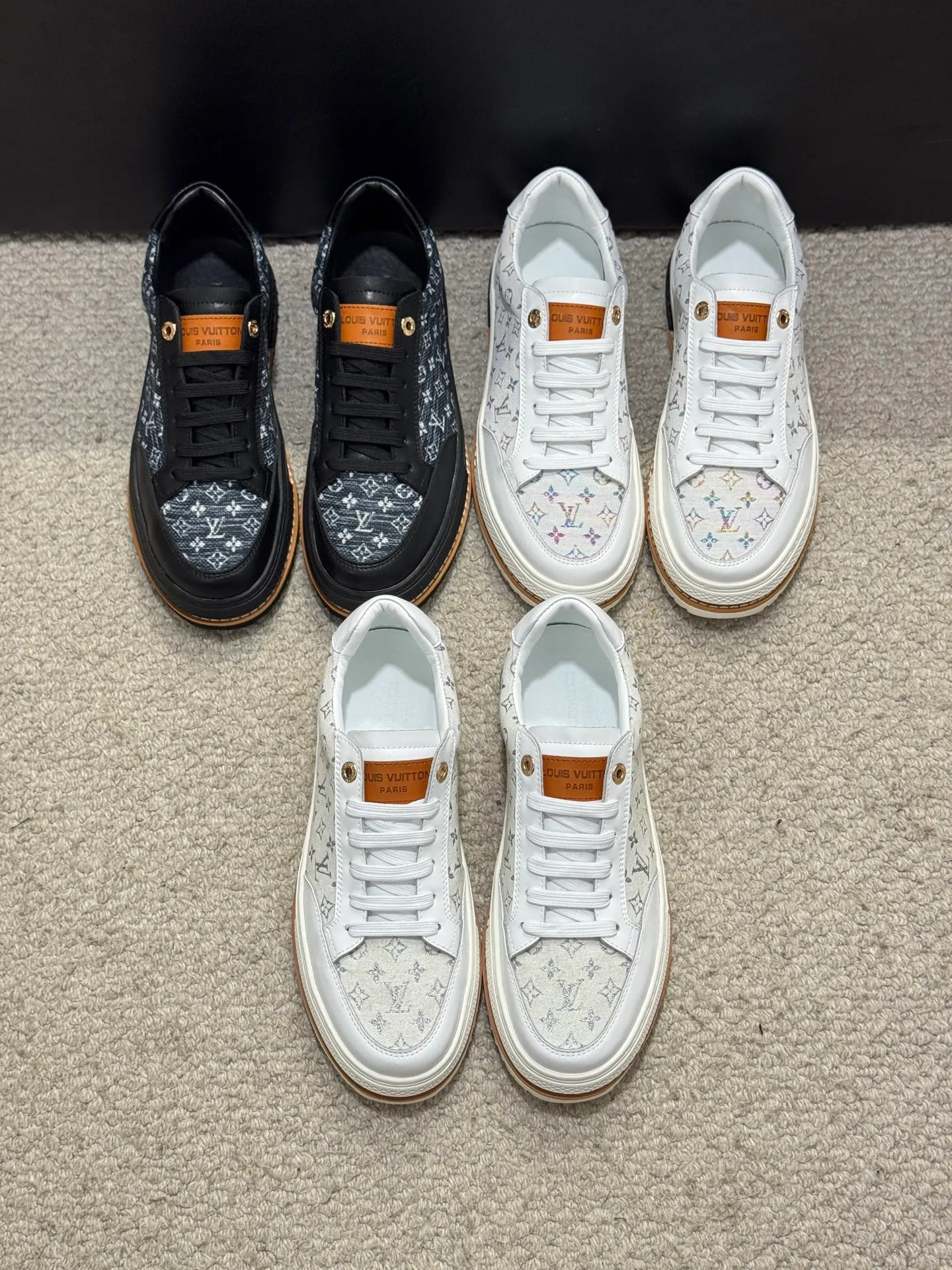 Men's shoes 💰400 [New style] 🌂🌂Top original order - Louis Vuitton®️ Trendy and fashionable yet low-key men's casual shoes, LV special fabric pattern on the upper, comfortable and breathable, sheepskin lining, original rubber outsole, 3 colors available ~ a must-have for sportsmen. Size: 38-44 (45 customized